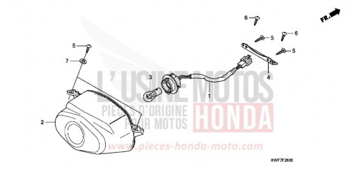 FEU ARRIERE CBF125MB de 2011